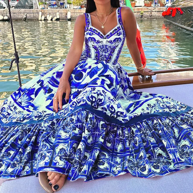 Beautiful holiday dresses online